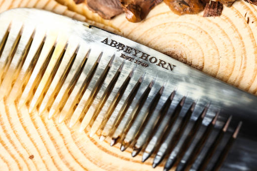 abbeyhorn带柄天然牛角梳