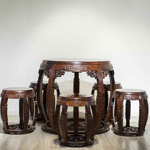 清代  红木夔龙纹鼓形桌凳成套（一桌五凳） 商品图0