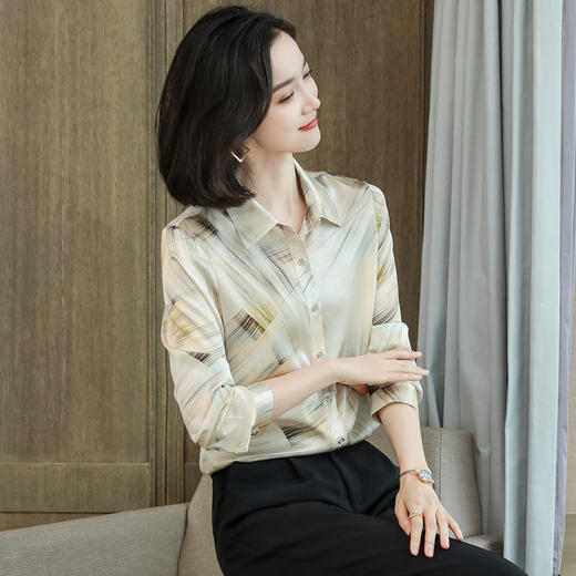 上海旗袍厂ASE-9077  印花气质真丝衬衫 商品图5