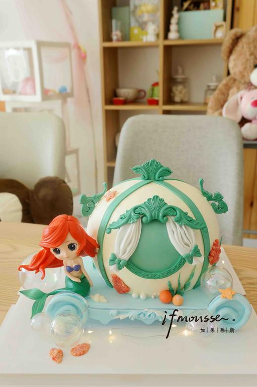 「女孩」美人鱼的水晶车 迪士尼公主 商品图0