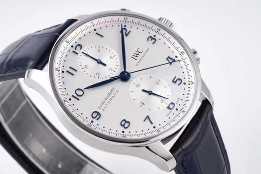 ZF万guo葡计IW371605（2019年大改款葡计）。尺寸41mmX13mm，皮表带，自动机械机芯，男士手表，透底 商品图2