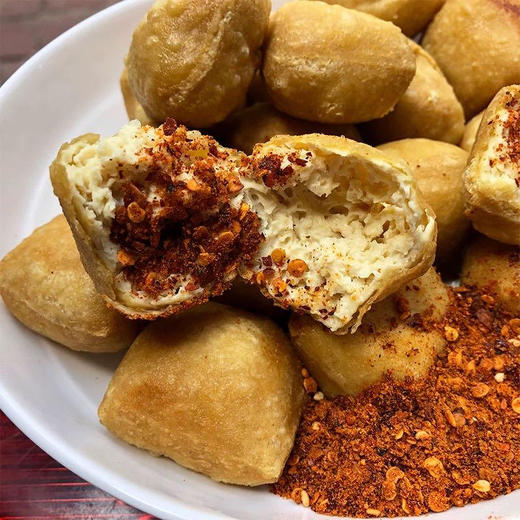 【下单后48小时发货】云南石屏 包浆小豆腐 700g左右*2盒装 爆浆Q弹，清香细嫩 非即食 需熟食 可煎 炸 烤 煮 炒 商品图7