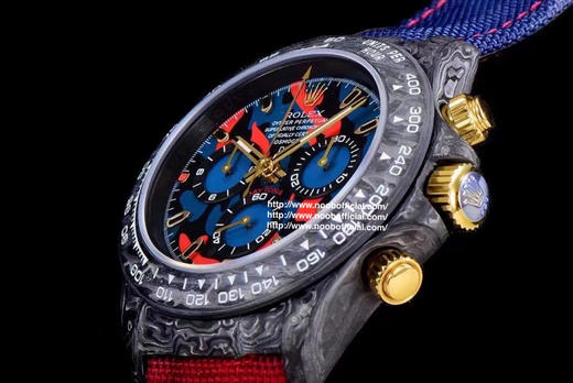 JH新品匠心合一 追梦不止宇宙计时迪通拿系列之碳纤维定制版，【V2版】腕表不仅佩戴轻便，外表坚硬。且每一只腕表都拥有 碳纤花纹 商品图7