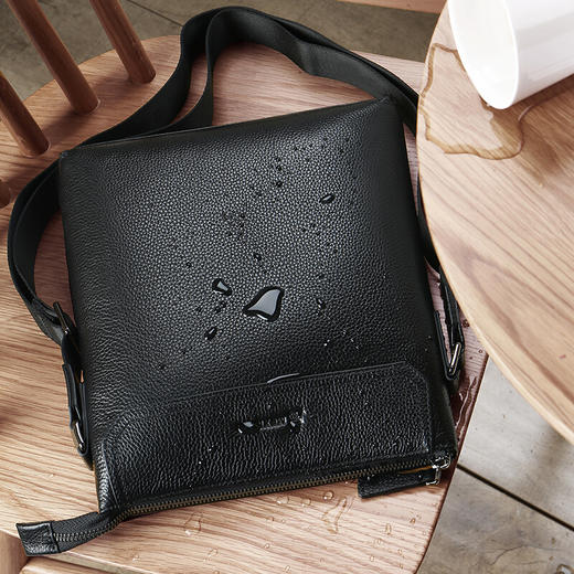 稻草人(MEXICAN)真皮男包男士单肩包头层牛皮竖款商务休闲单肩斜挎包小方包MMBD02190355黑色 商品图7