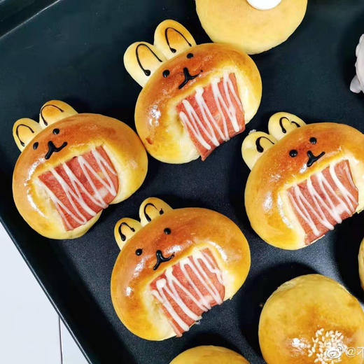 【现烤】乖乖兔火腿包-怡山店 商品图2
