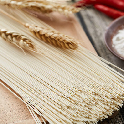 香雪面条 挂面 麦芯鸡蛋面2.4kg  中粮出品 （套装）细面 圆面 适合拌面汤面等800g*3 商品图2