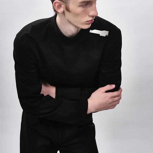 HUMANWORLD 21SS 高领黑色卫衣 商品图3