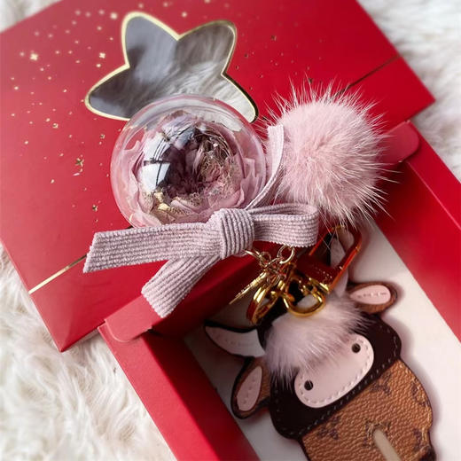 牛气冲天-牛牛水貂绒挂件 商品图1