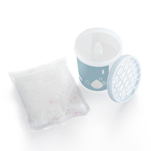 京东京造 除湿桶750ml*2 干燥剂除湿袋吸湿防霉除湿盒 衣柜室内衣服房间除湿剂 商品图3