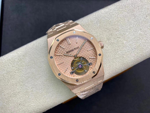 R8.factory解毒好的“陀飞轮”【2020爱彼 皇家橡树 陀飞轮。】独家订制Cal.2924机芯，动力储存68小时爱彼依旧保留的八角形表圈 商品图13