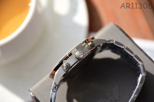 原单阿玛尼ARMANI男表AR11306
机芯：石英机芯
表壳：316L精钢
表带：316L精钢 商品图5
