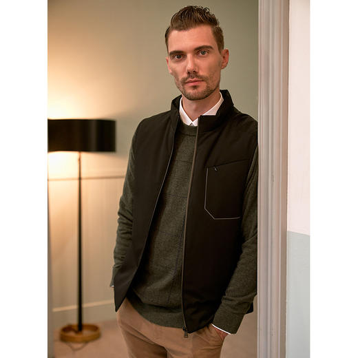 YvesFigarau伊夫·费嘉罗秋冬新款商务休闲时尚保暖短款羽绒背心904701 商品图1