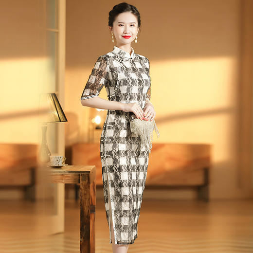 上海旗袍厂AYK-QF-201008-7蕾丝格子时尚改良旗袍连衣裙2021早春国潮女装修身五分袖长款旗袍 商品图1