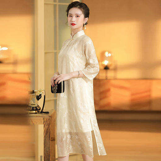 上海旗袍厂AYK-QF-200723纱网拼接假两件宽松旗袍裙复古改良立领七分袖旗袍 商品图1