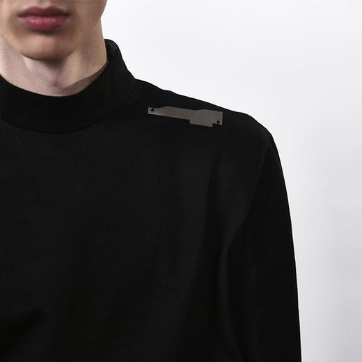 HUMANWORLD 21SS 高领黑色卫衣 商品图4