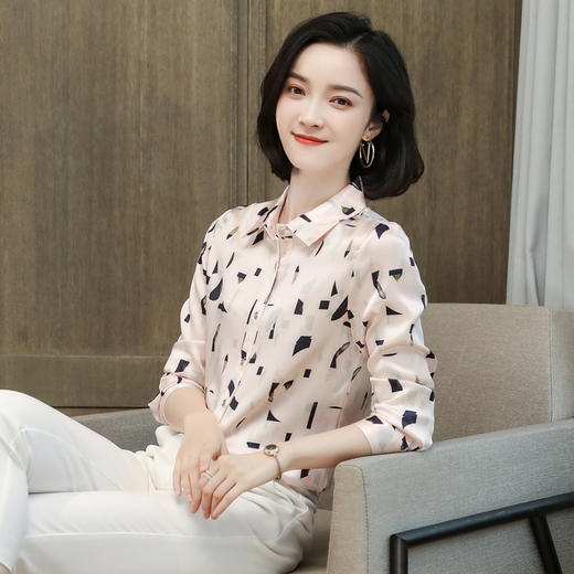 上海旗袍厂ASE-9076印花方领单排扣真丝衬衫 商品图2