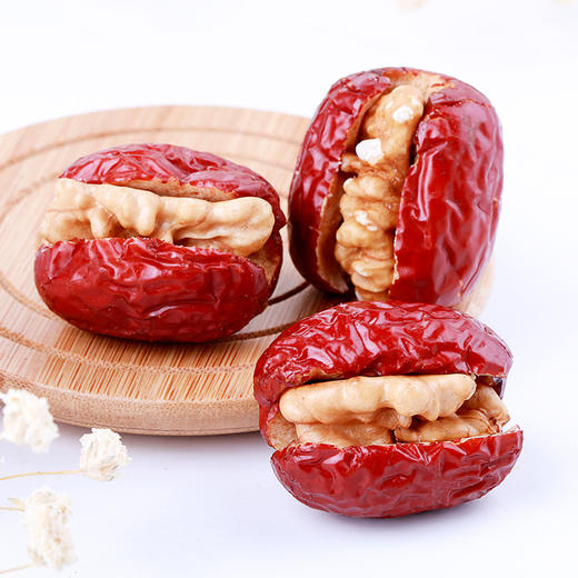 百草味 抱抱果新疆灰枣夹核桃仁118g/袋 红枣特产干果休闲零食蜜饯果干免洗枣子果脯零嘴小吃 商品图2