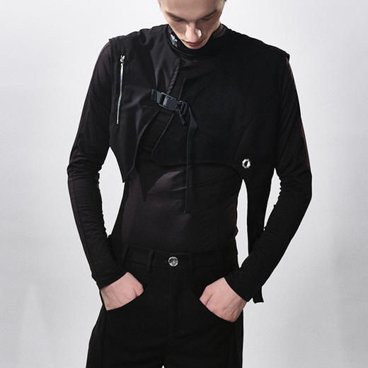 HUMANWORLD 21SS 短款磁扣马甲 商品图3