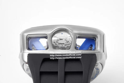 BG厂2021震撼巨献！布加迪威龙联合JACOB&CO（捷克豹）推出——Tourbi llon腕表
腕表尺寸54X44X20毫米与原装一致
整只表由578个零件组成，机械感爆炸 商品图11