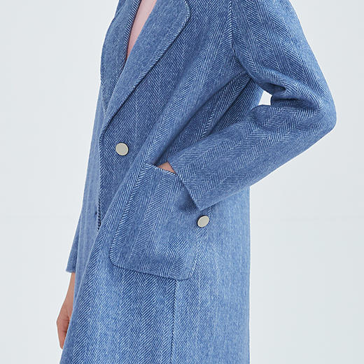 EITIE爱特爱女装冬季新款经典气质翻领直筒羊毛呢大衣女外套6414120 商品图4