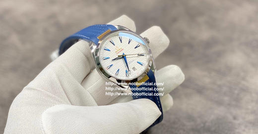 N厂新品，金针队长茄海马150M“柚木”横纹盘黑面绿针，独家复刻一体8900机芯，机芯功能和正品一致，41x13mm，复刻8900自动机械机芯，316精钢表壳表链，蓝宝石镜面，折叠扣，防水大于50米 商品图7