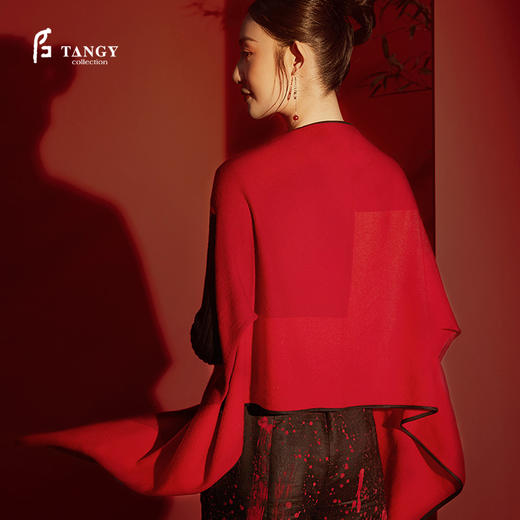 TANGY Collection/天意精品冬季新品新年特辑双色红羊绒披肩 商品图1