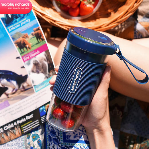 摩飞（Morphyrichards）榨汁机便携式磁吸充电迷你无线果汁机料理机随行杯MR9600蓝色 商品图0