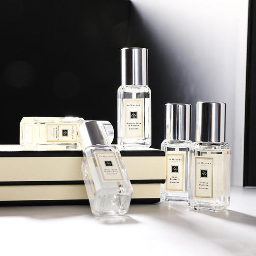 【迷人小秘密】Jomalone祖马龙香水5件套盒  女淡香 五件套蓝风铃英国梨青柠小苍兰橙花香水  带喷头 商品图3