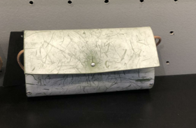 短水滴雾蜡绿包