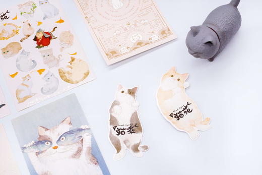 《猫苑猫乘》 | 中国人吸猫宝典 带你看透猫的808个小秘密，赠送精美猫猫形状书签和贴纸 商品图1