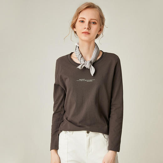 famecoco范可儿全棉t恤长袖白色纯棉圆领字母打底上衣F191BB011 商品图1