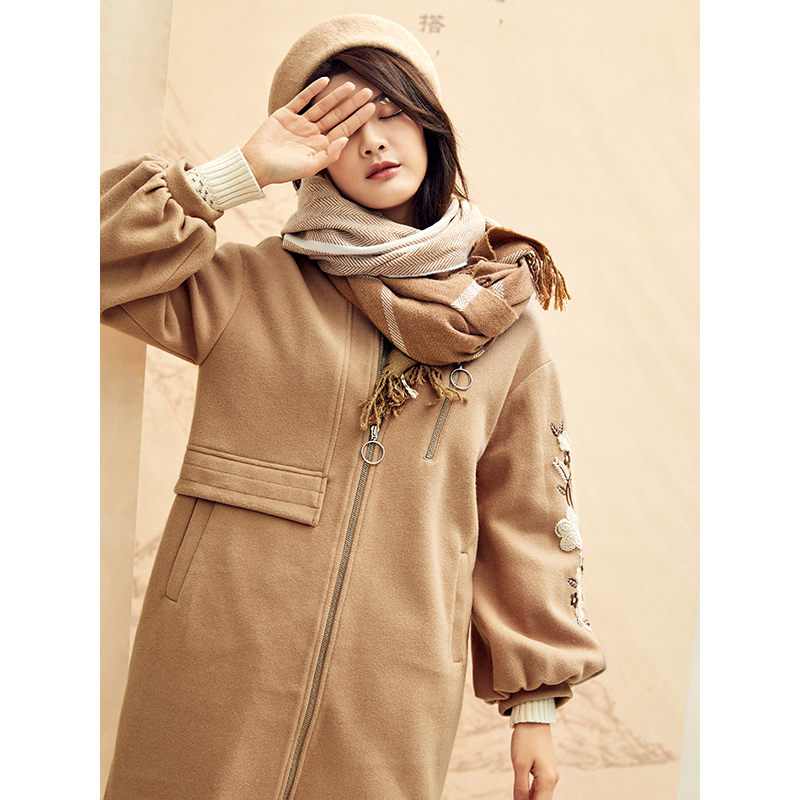 Famecoco范可儿百搭毛呢外套F188AC022