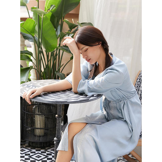 Famecoco范可儿仿真丝牛仔连衣裙显瘦复古风七分袖中长裙女F203FA052 商品图2