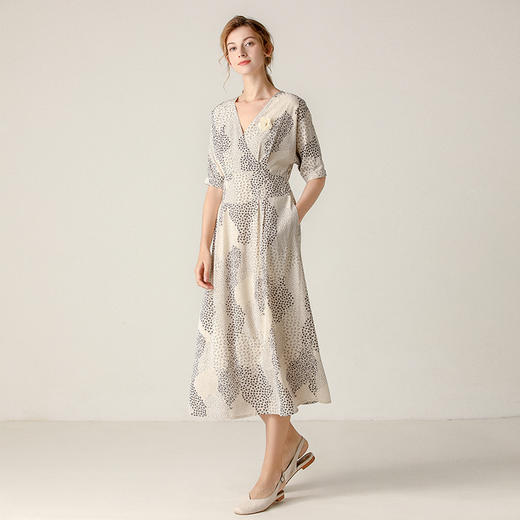 famecoco范可儿连衣裙V领雪纺复古显瘦长裙女F203FA055 商品图2