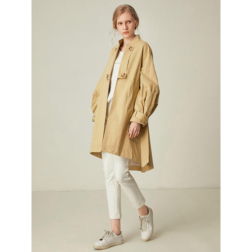 Famecoco范可儿卡其色风衣女立领设计感外套F185AA016 商品图2