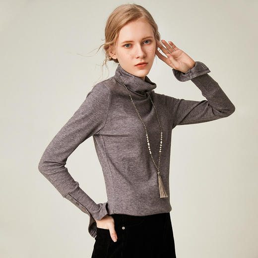 famecoco范可儿半高领长袖t恤女打底修身纯色内搭上衣F191BB017 商品图2