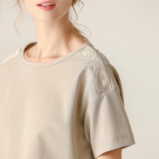 famecoco范可儿短袖t恤女短袖百搭上衣女F203BB002 商品图3