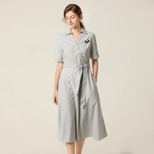 famecoco范可儿法式衬衫裙夏轻熟风收腰纯色中长连衣裙F193FA002 商品图2