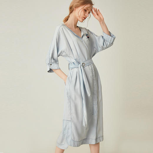 famecoco范可儿连衣裙夏通勤文艺风收腰显瘦中长款女F193FA004 商品图0