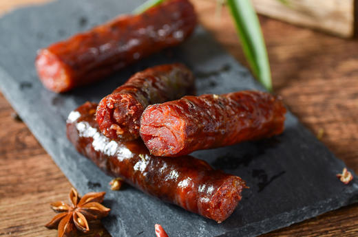 【宜昌助农馆】麻辣烟熏腊肠500g 商品图3