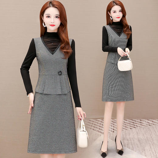 YWE  I21A857气质优雅大码弹力针织连衣裙 商品图2