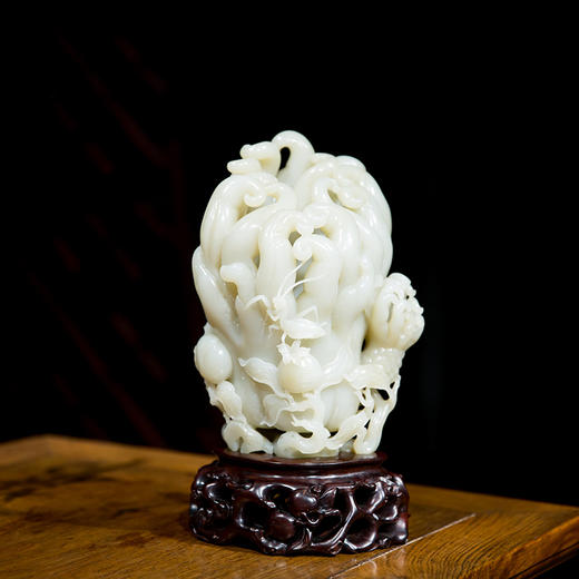 新疆和田玉籽料透雕多子多福多寿摆件 商品图4