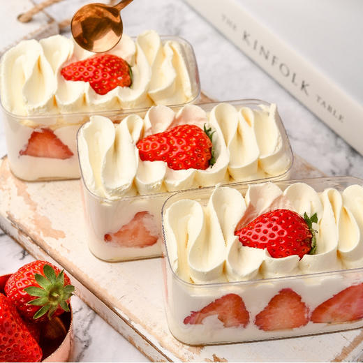 【草莓季】草莓奶油盒子-怡山店 商品图0