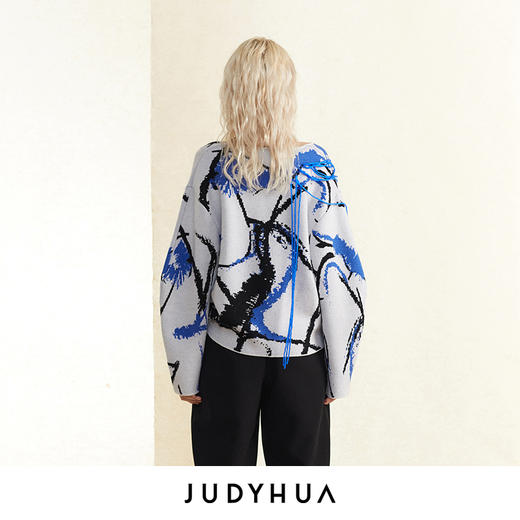 JUDYHUA 蓝白提花手工曲线针织毛衣 商品图3