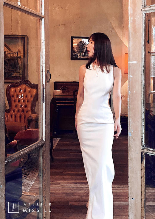 AtelierMissLu / Hera-牙白色高开叉露腰修身性感连衣裙 商品图0