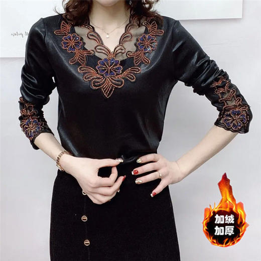 PDD-YLNZ210116新款时尚洋气百搭V领长袖拼接镶钻蕾丝弹力加绒打底衫 商品图1