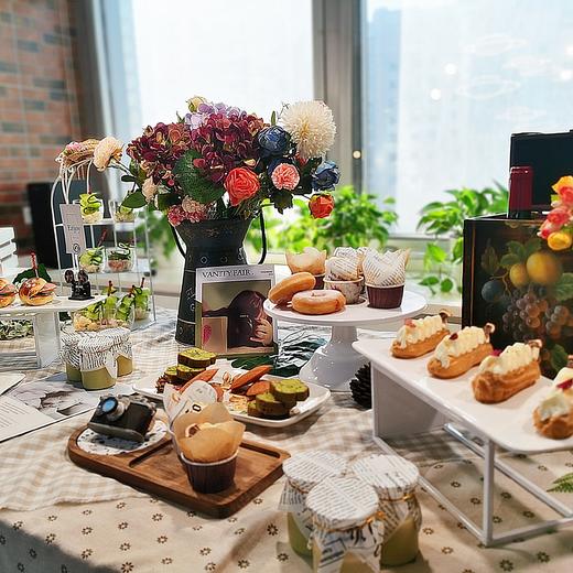 【甜久荟-经典茶歇-摄影主题案例】适合25人左右套餐 咸甜搭配 美观优雅 现场人气摆拍转发 会谈留客 吸引儿童注意力 天然食材 摆台为部分点心 如需要升级内容可联系客服 商品图6