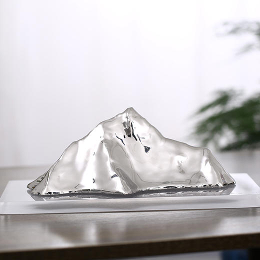 醍醐 景德镇 青白釉瓷器 珠穆朗玛峰（60周年版）摆件工艺品 雪山 银山 金山 商品图4