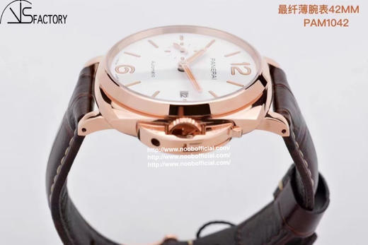 VS新品：沛纳海 Luminor Due 小红金 42MM 纤薄PAM 1042 这是沛呐海薄的款～ 贴紧手腕不厚重，冬天佩戴非常适合～圣诞送礼小红金 男女都可佩戴哦～ 商品图3