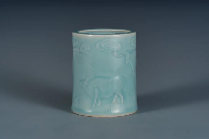 《福牛》系列贺岁年礼丨五牛笔筒